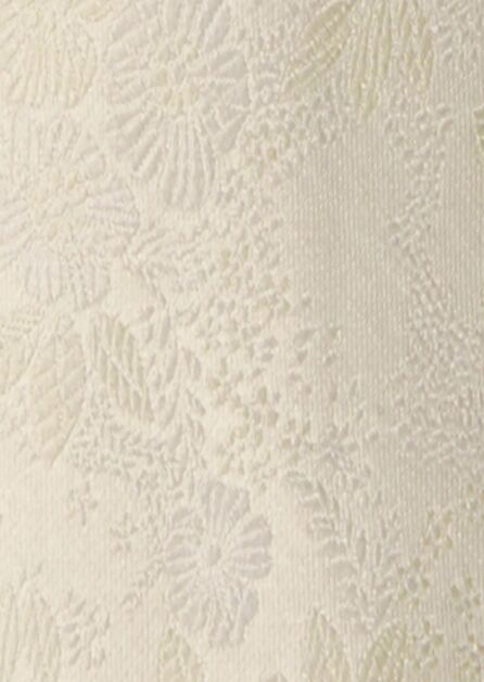 Allure Floral Ivory Swatch