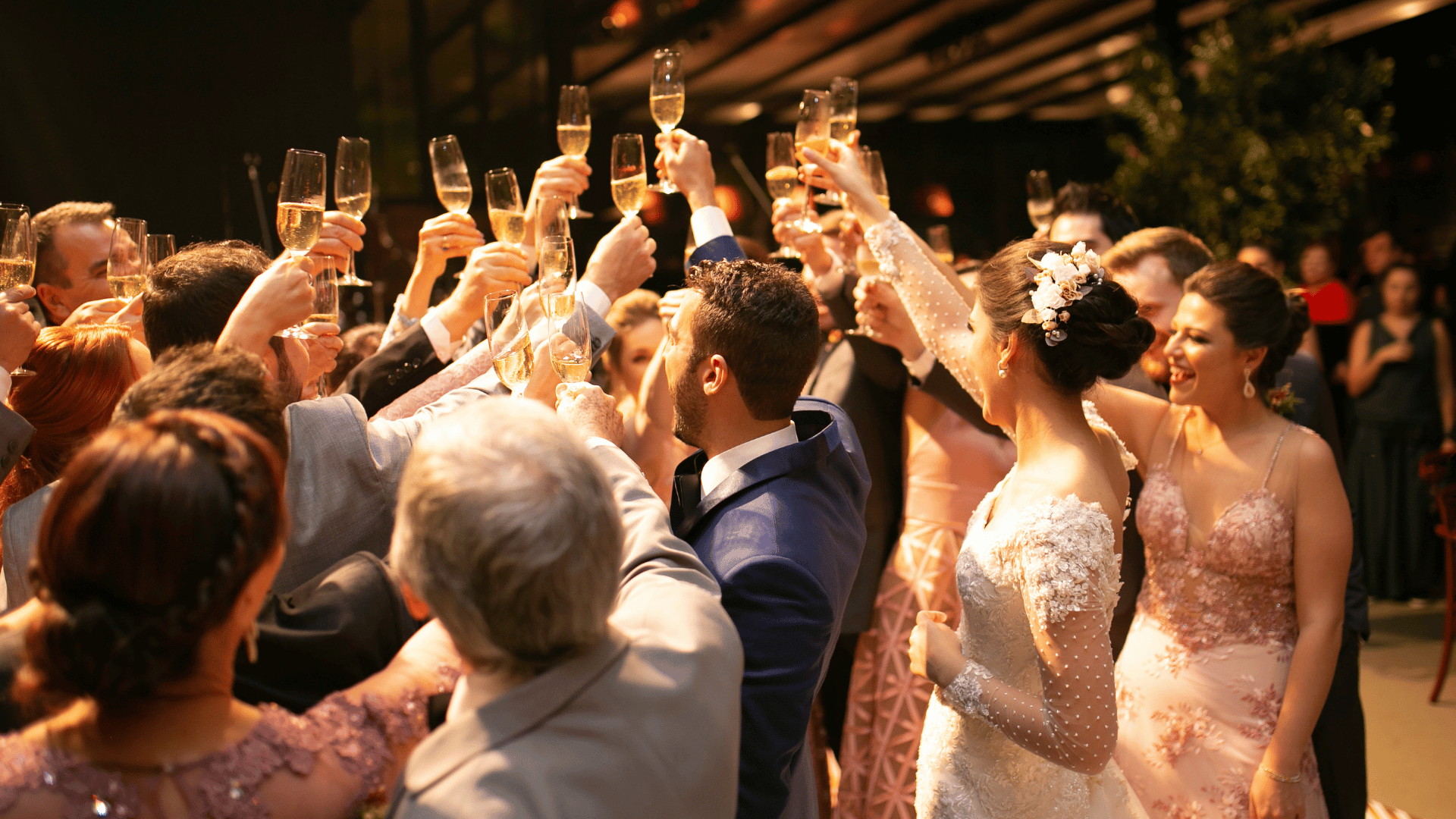 fall wedding trends from tuxedo by sarno