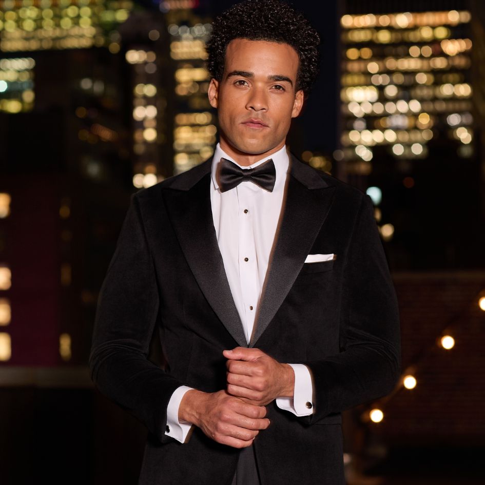 black velvet tuxedo jacket,2026 groom style is not just about color. Texture is becoming a major trend in wedding formalwear.